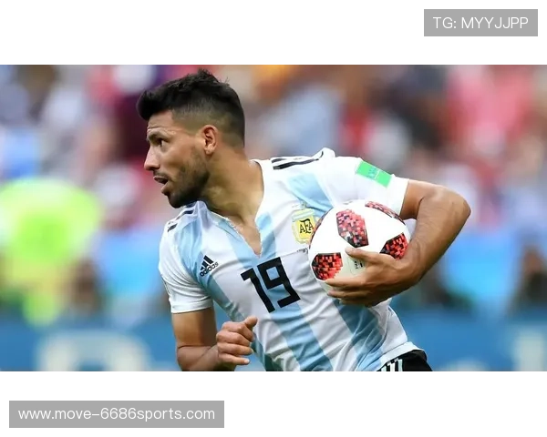 21号足球后卫球星：身世、成就与风采