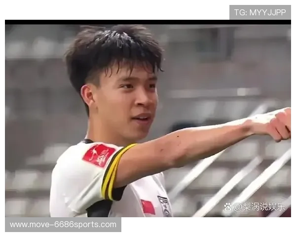 中国足球明星球员及其代表性表现与成就探讨